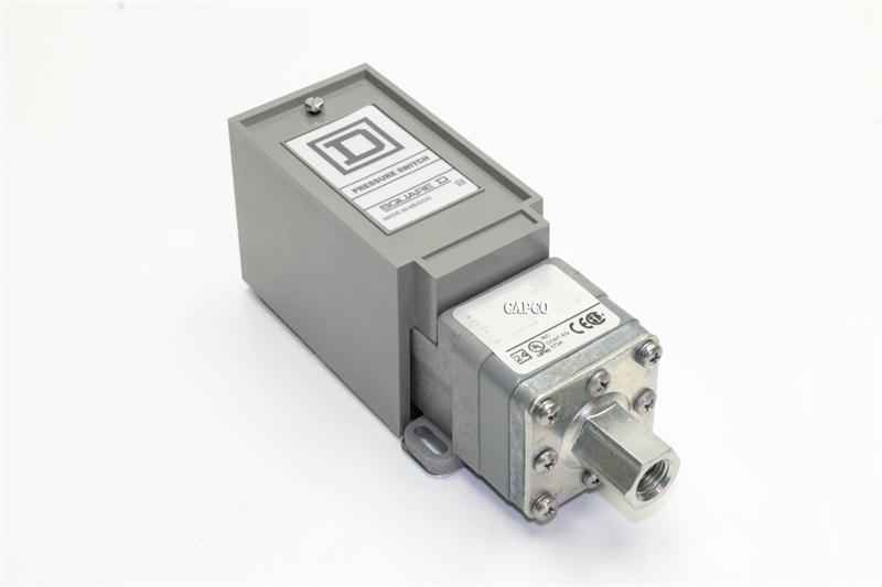 040694 Genuine Part by SULLAIR (R) SWITCH, PRESS 0-150#SPDT N-1 - Image 1