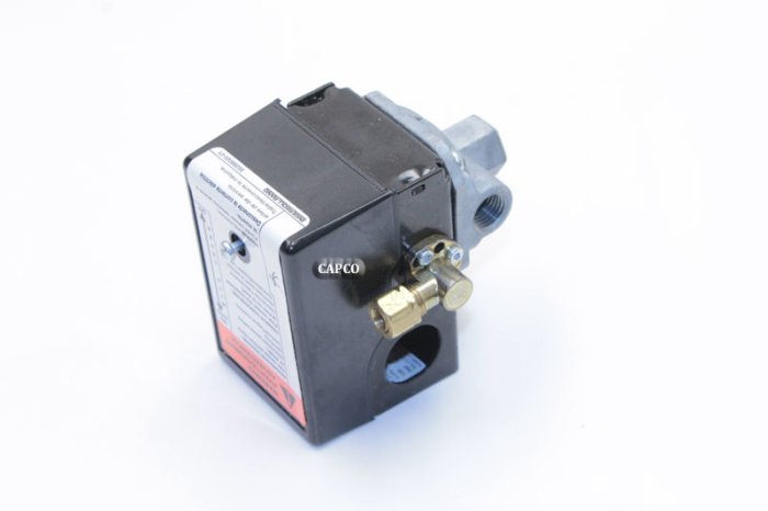 54627104 Ingersoll Rand (OEM)  Switch, Pressure 135 psi WWP-SS5/TS5 - Image 2