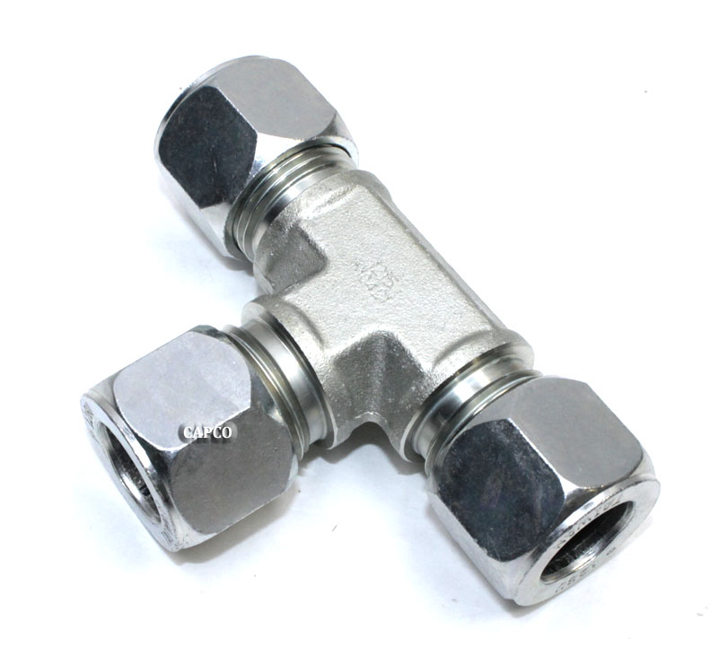 811812-075 Genuine Part by SULLAIR (R) CONN, TUBE STR THD 3/4 X 3/4 - Image 1